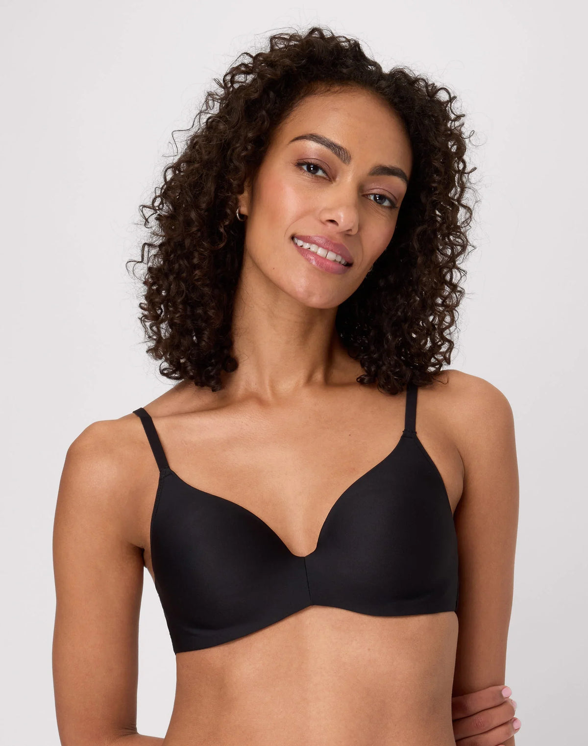 Hanes Women's Natural Lift Underwire Bra Main image