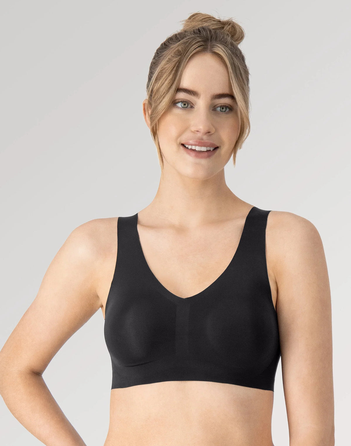Hanes Women's Invisible Embrace Pullover Bralette, Moisture Wicking Main image