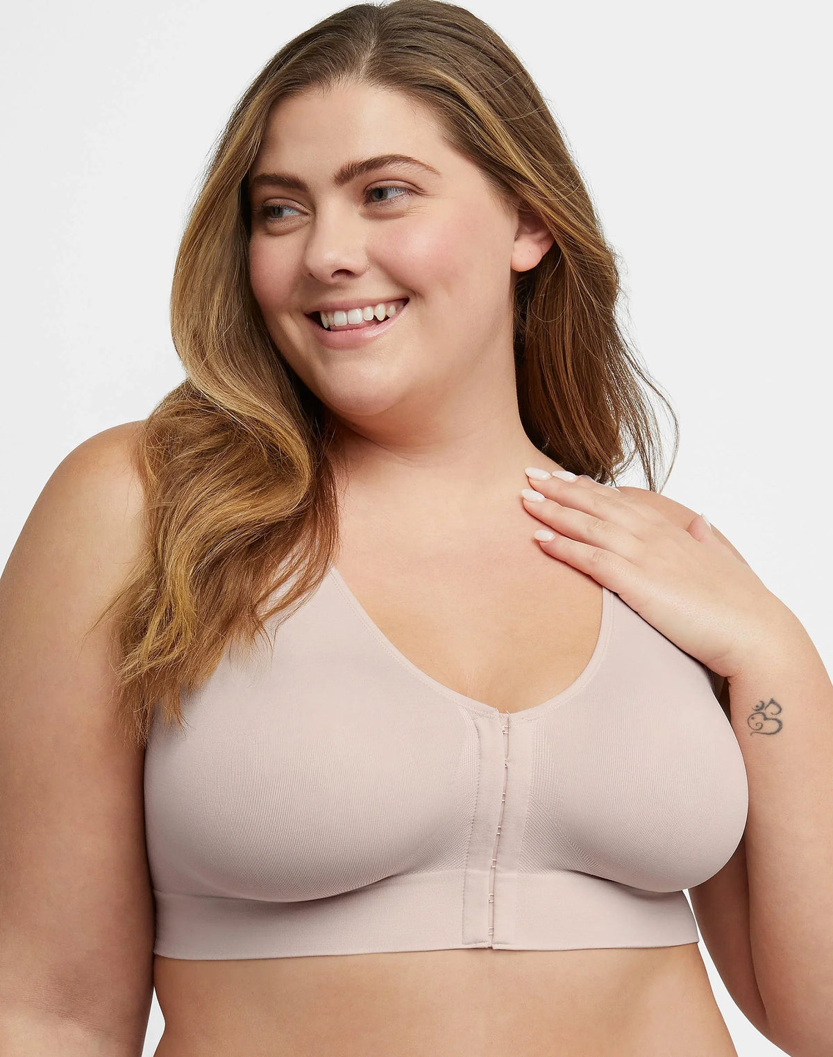 Hanes Just My Size Pure Comfort Front-Close Seamless Bra Main image